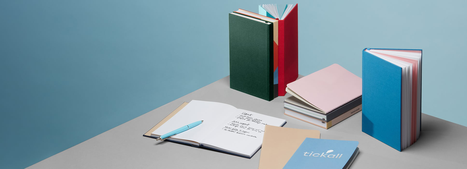 0338WF-CH-3840x700-notebooks.jpg